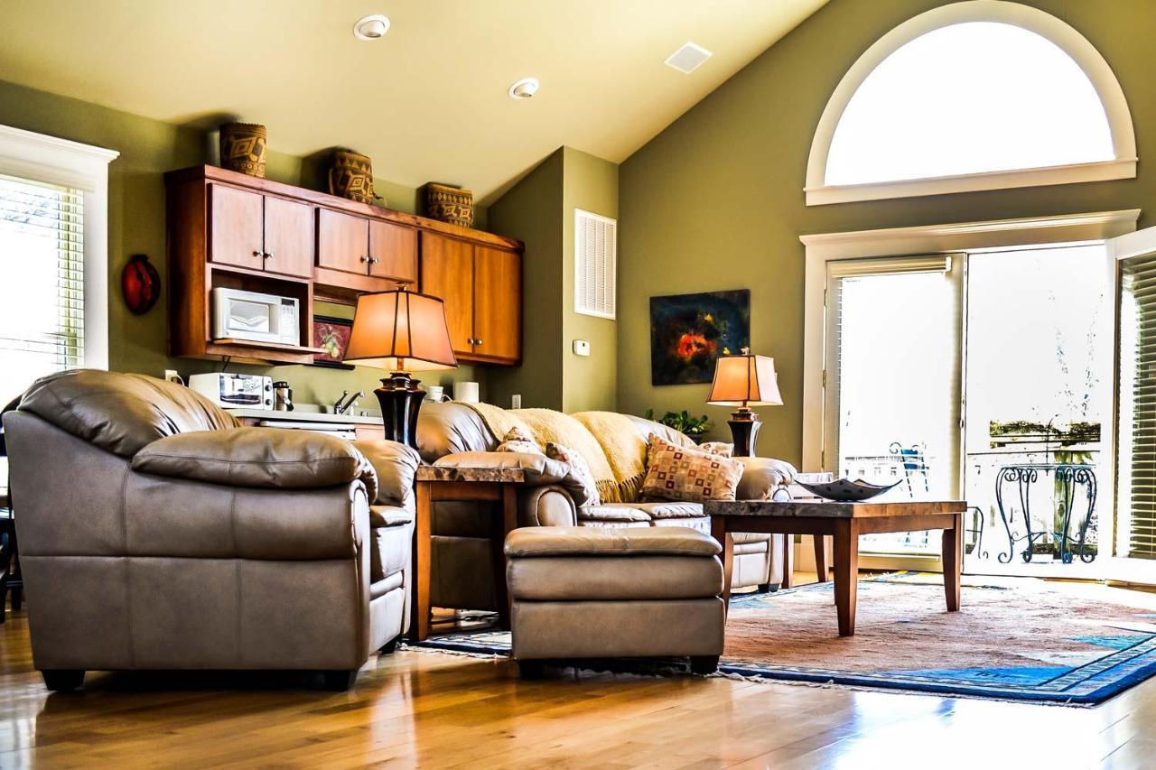 Dickson Street Bed & Breakfast Фейетвилл Экстерьер фото
