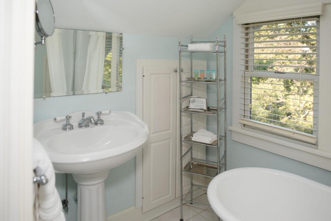 Dickson Street Bed & Breakfast Фейетвилл Экстерьер фото