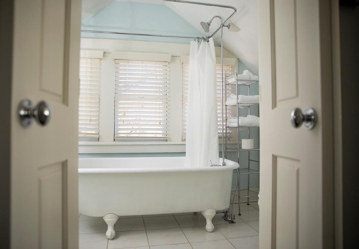 Dickson Street Bed & Breakfast Фейетвилл Экстерьер фото